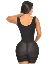 Load image into Gallery viewer, Ann Michell Fantastic line for enhanced buttocks and ultra waist. 1532 – view 2