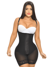 Load image into Gallery viewer, Ann Michell Fantastic line for enhanced buttocks and ultra waist. 1531