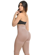 Load image into Gallery viewer, Ann Michell Abril Stage 4 Long-Leg Short with Hooks BootyLove Shapewear – REF 9154  Bootylove ™ – view 3