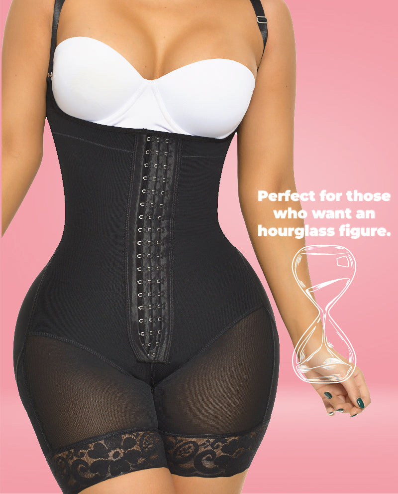 Fantastic line for enhanced buttocks and ultra waist. 1531