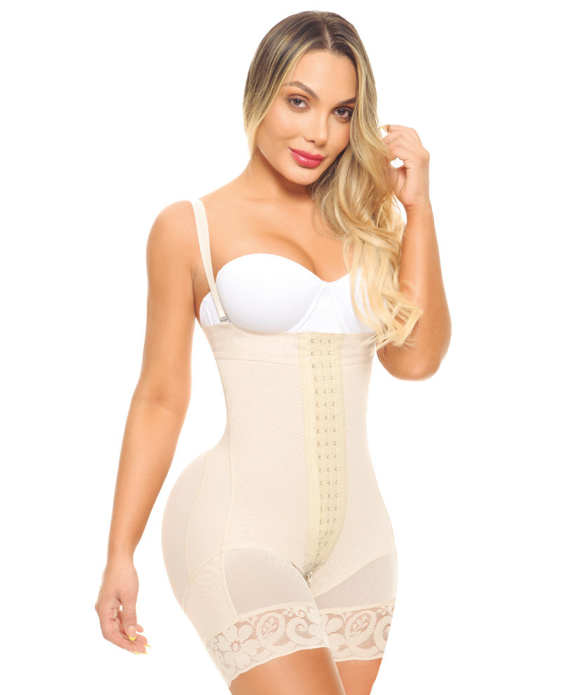 Bootylicious line for enhanced buttocks and ultra waist with two sizes larger in the hips. Short Leg-1570