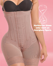 Load image into Gallery viewer, Bootylicius line Small Waist, Big Buttocks, Strapless. Hooks REF 1579 Strapless Jlo